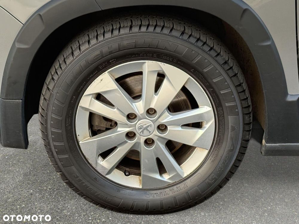 Peugeot Rifter 1.5 BlueHDI Allure Pack S&S - 9