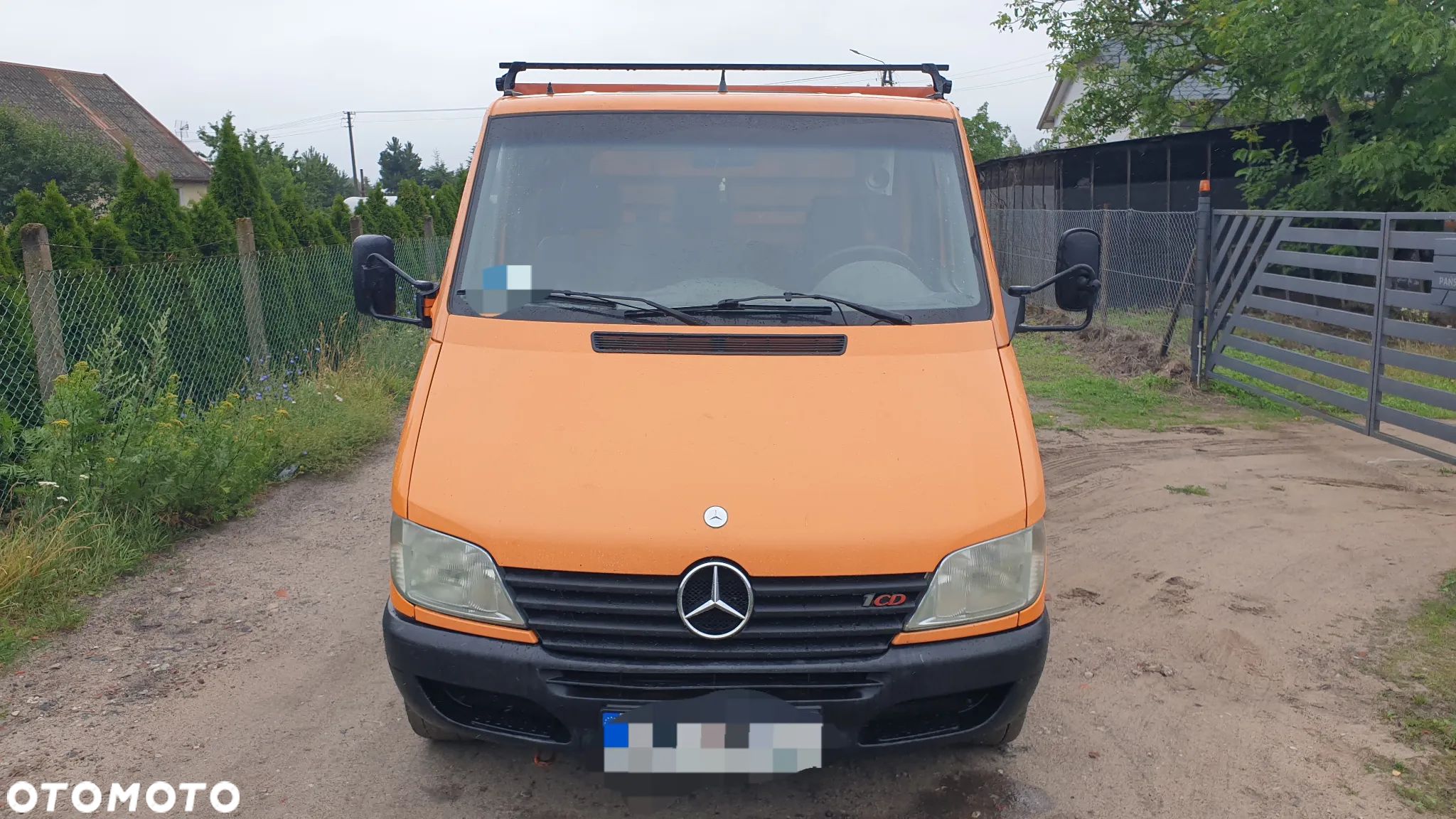 Mercedes-Benz Sprinter - 1