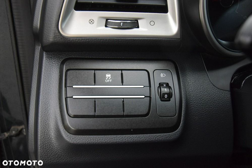 SsangYong/KGM Tivoli e-XDi 160 2WD Sapphire - 25