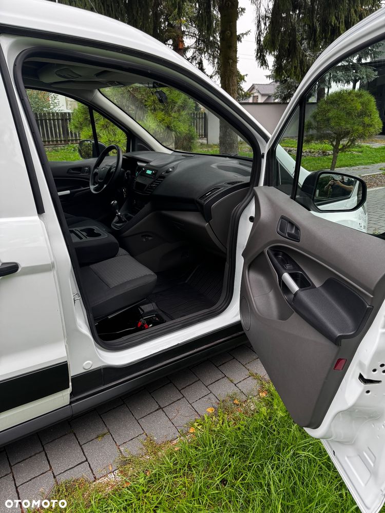 Ford Transit Connect - 26