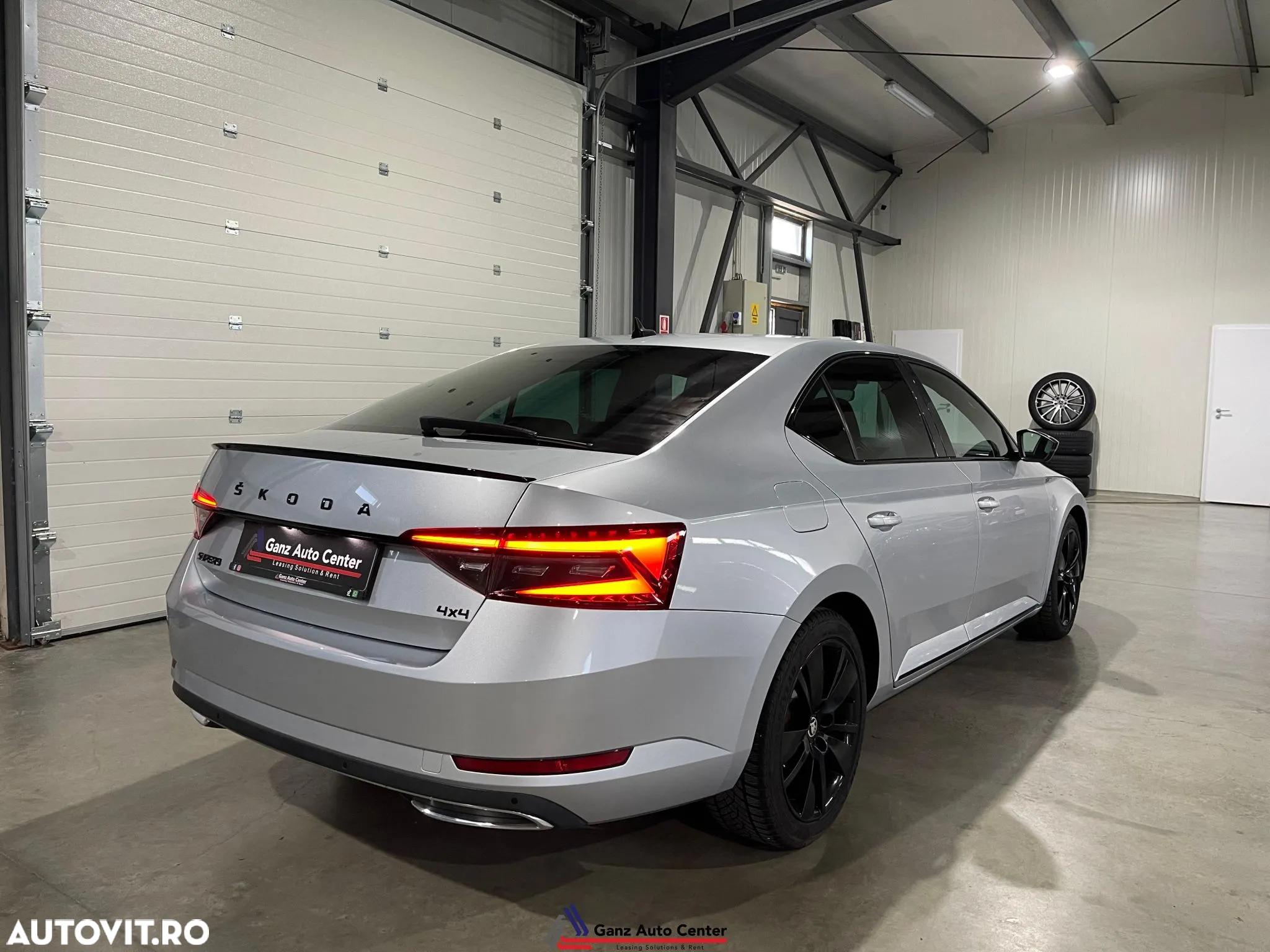 Skoda Superb 2.0 TDI 4X4 DSG Sportline - 3
