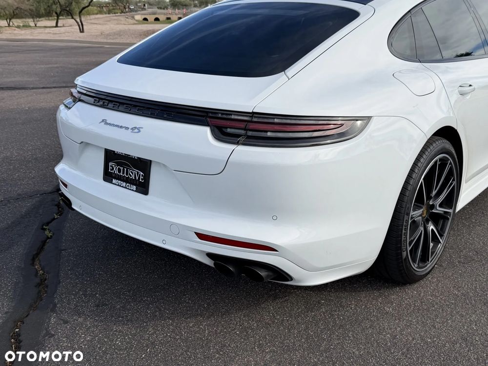 Porsche Panamera - 20