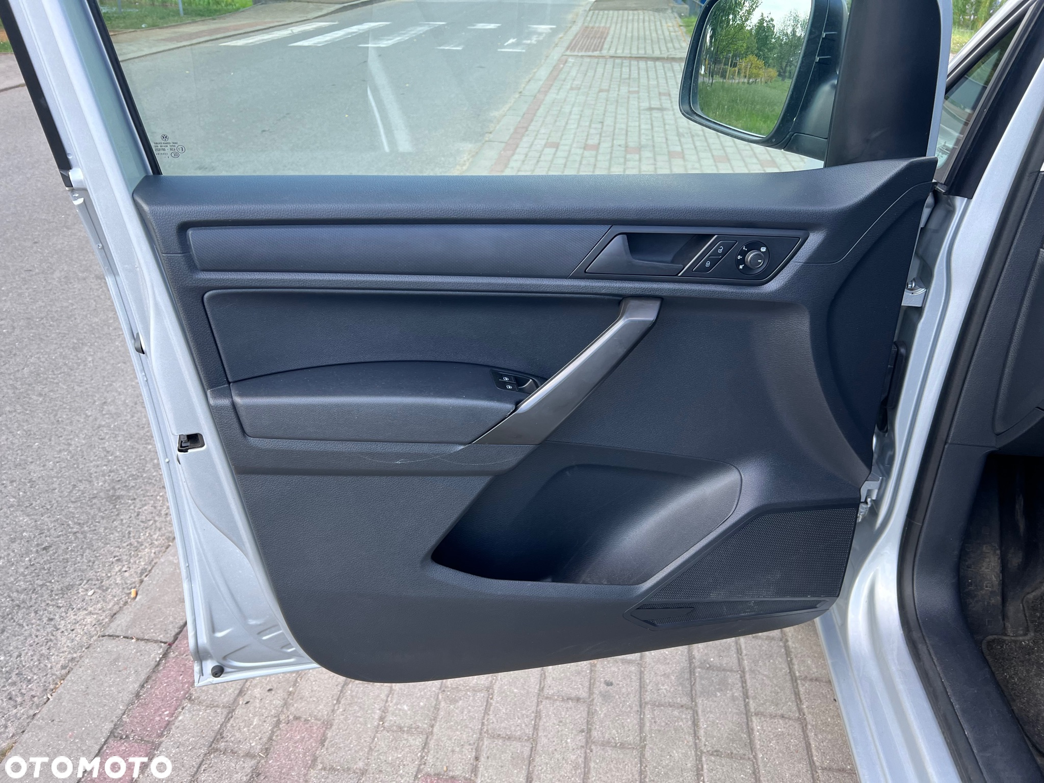 Volkswagen Caddy Maxi 2.0 TDI - 19