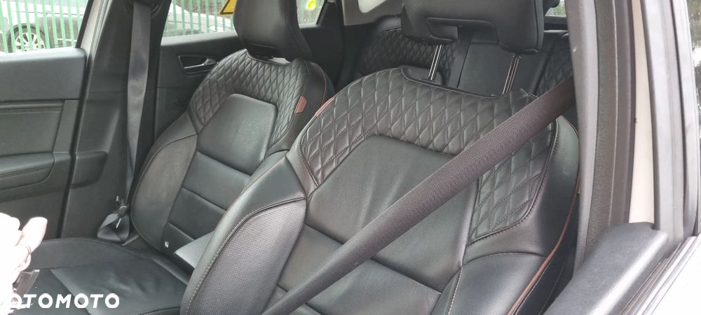 Renault Captur E-TECH 160 INITIALE PARIS - 9