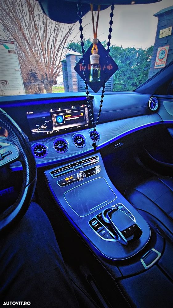 Mercedes-Benz CLS 350 d 4MATIC Aut - 5