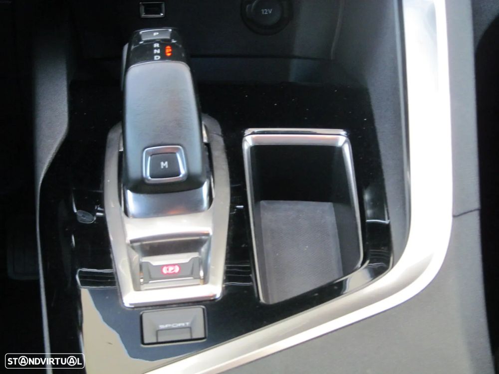 Peugeot 3008 PureTech 130 Stop & Start GPF EAT8 Active - 20