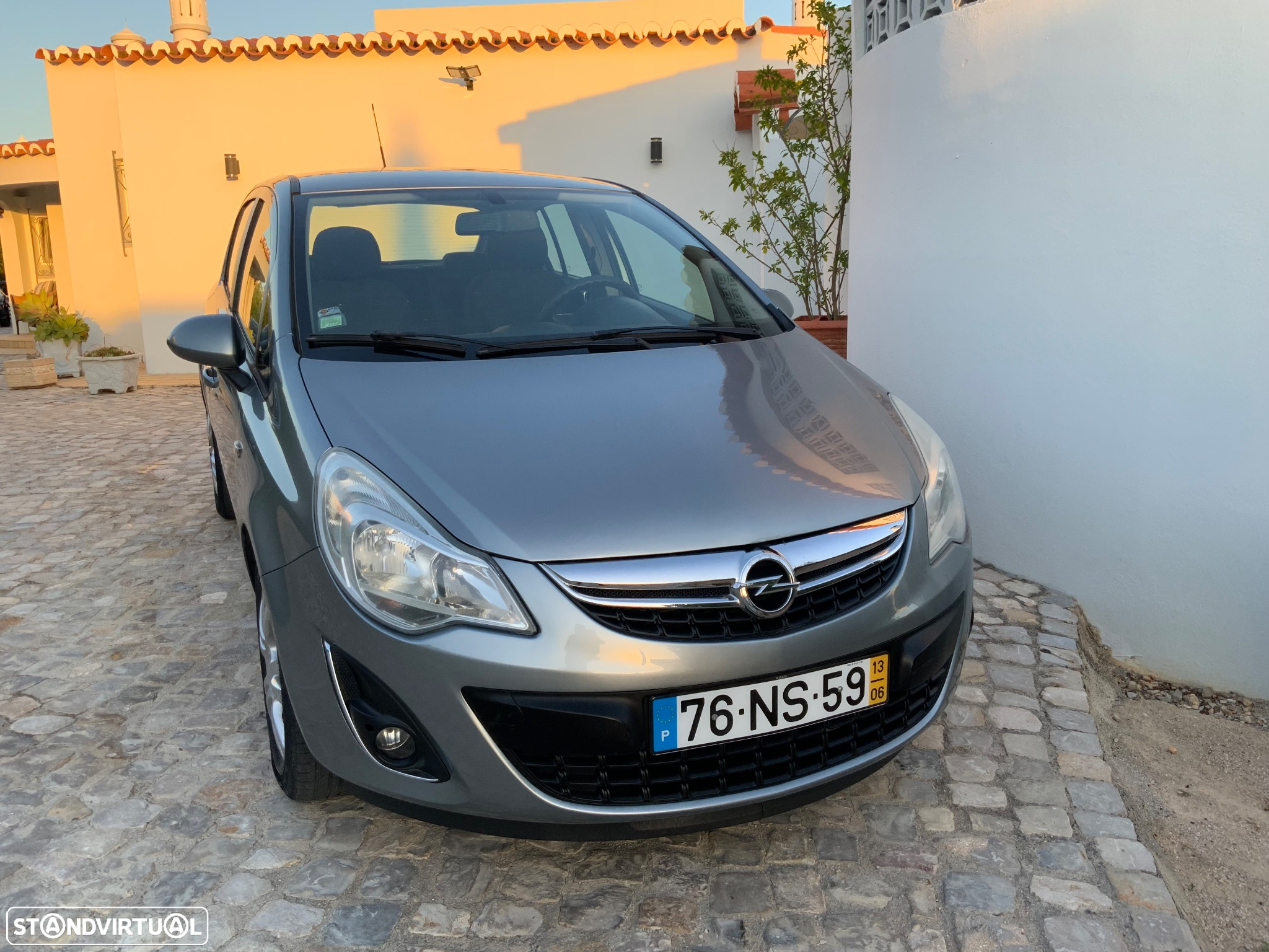 Opel Corsa 1.2 Enjoy - 11