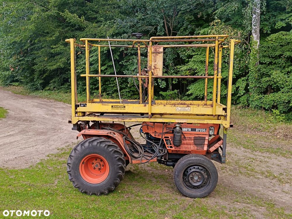 Kubota B7200 - 6