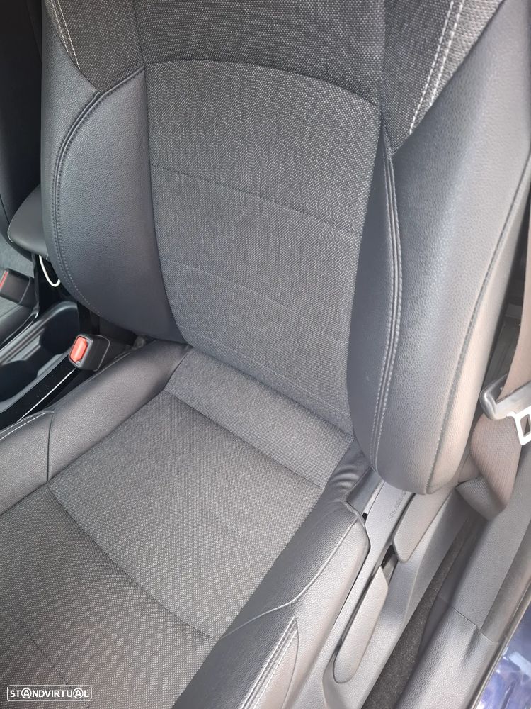 Toyota Corolla Touring Sports 1.8 Hybrid Comfort+P.Sport - 15