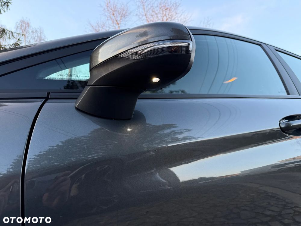 Ford Fiesta 1.0 EcoBoost Silver X - 31