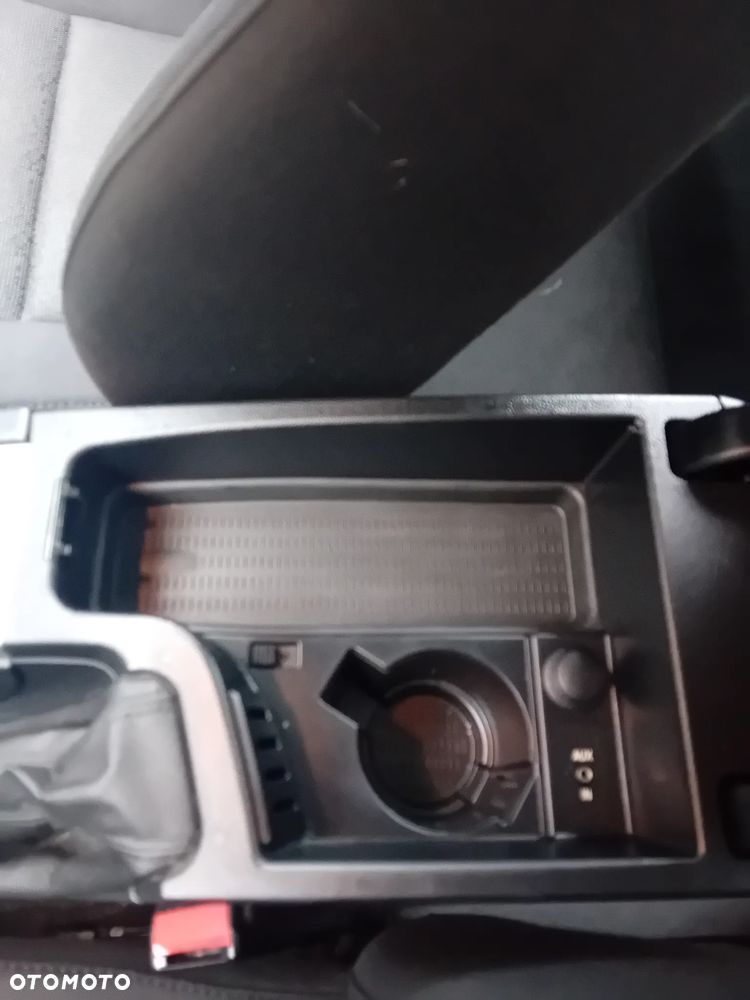 BMW Seria 3 318i Edition Exclusive - 25