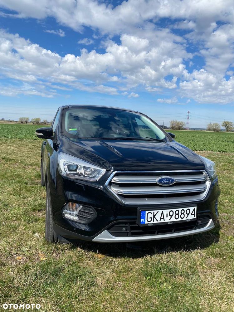 Ford Kuga - 1