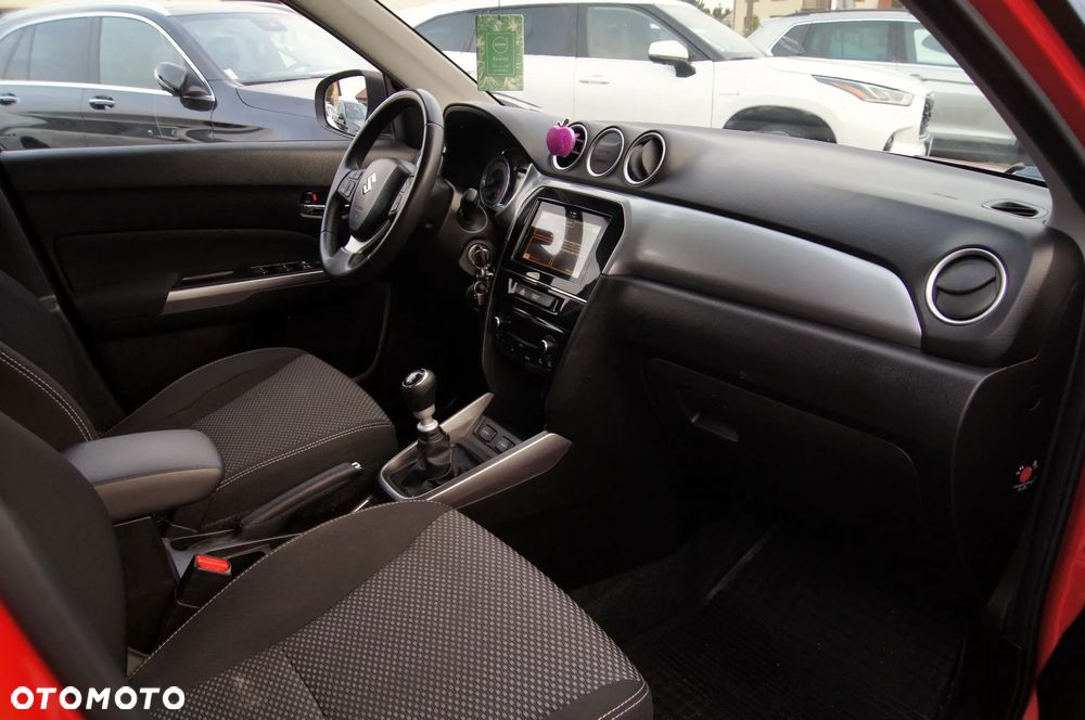 Suzuki Vitara 1.4 Boosterjet Premium 2WD - 25