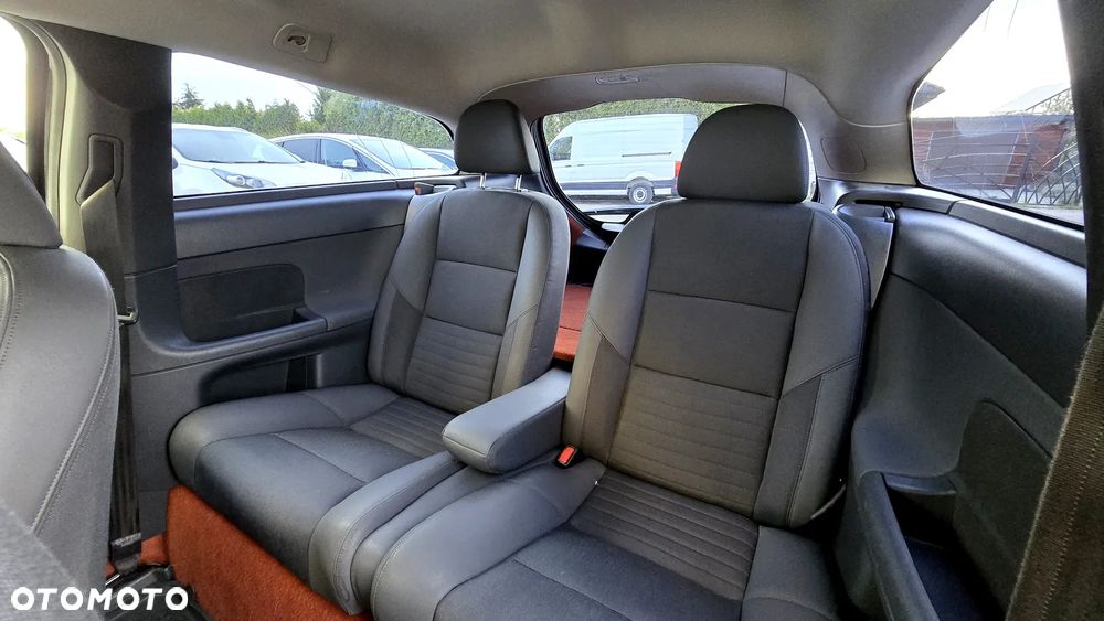 Volvo C30 2.0 Momentum - 29