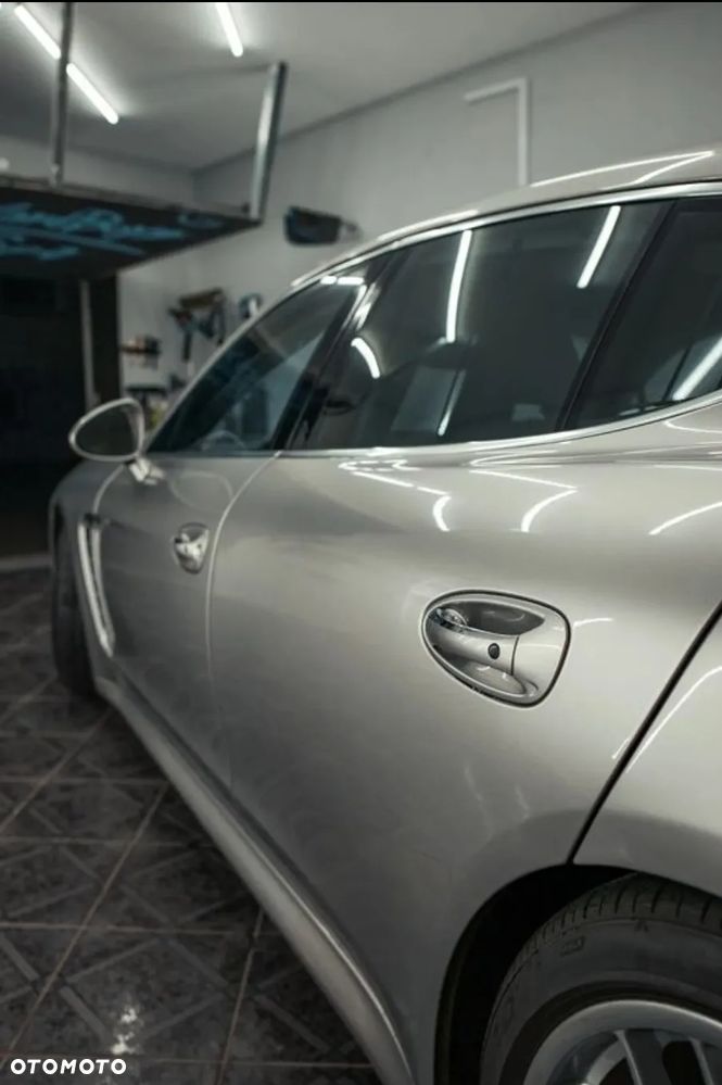 Porsche Panamera Turbo S PDK - 4