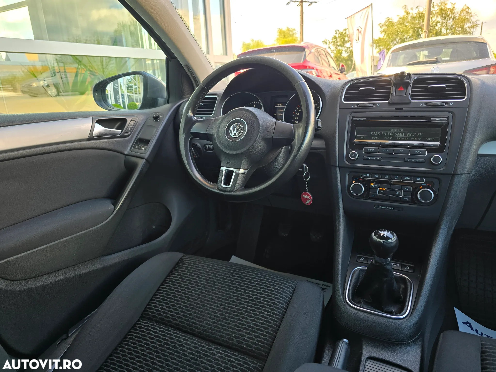 Volkswagen Golf - 19