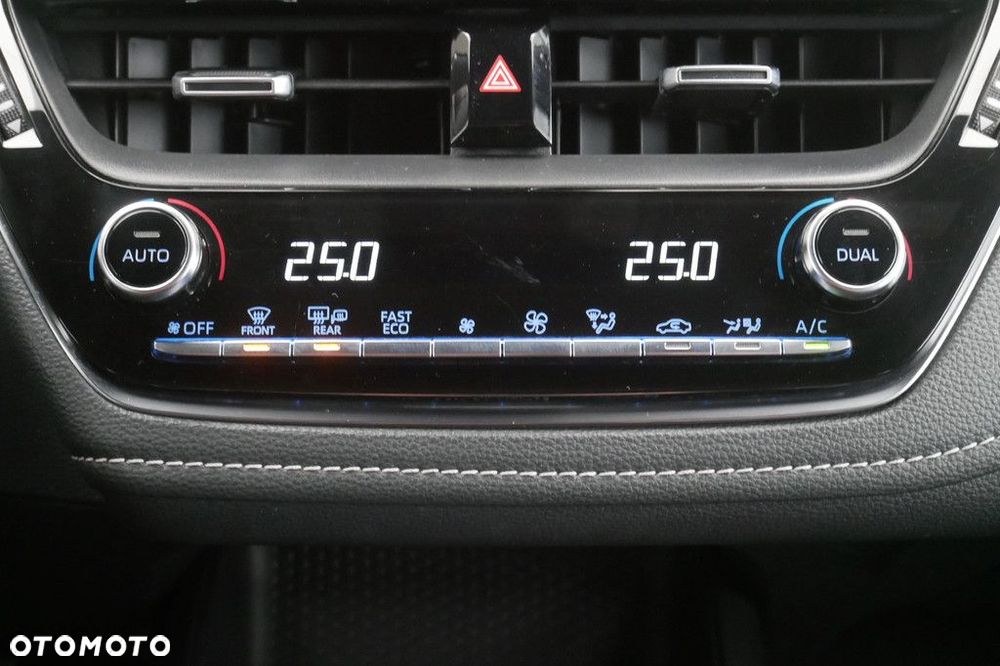 Toyota Corolla - 19