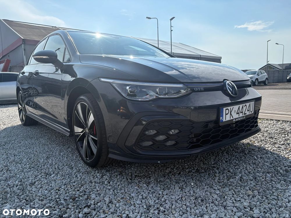 Volkswagen Golf - 8