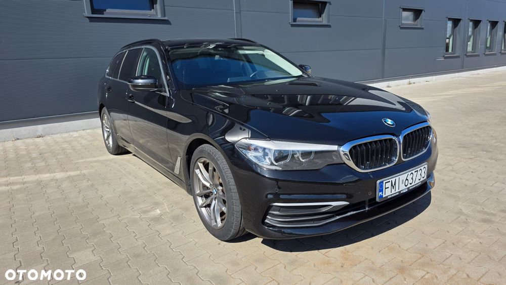 BMW Seria 5 518d Advantage sport - 26