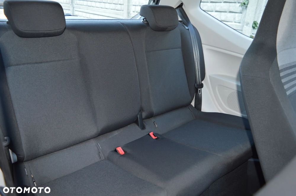 Volkswagen up! club - 15