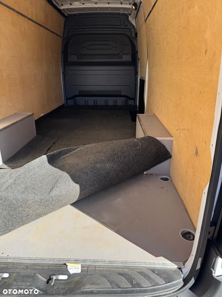 Mercedes-Benz Sprinter 317 - 7