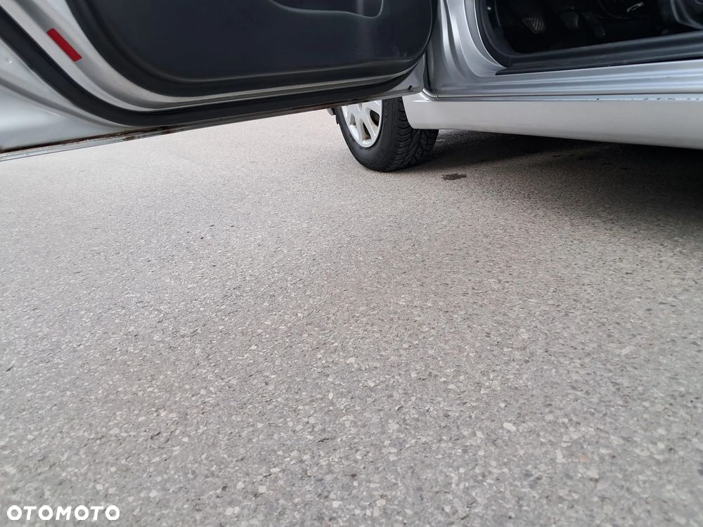 Honda Civic 1.4i LS - 10
