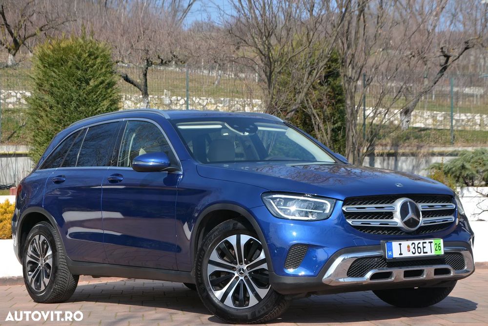 Mercedes-Benz GLC - 15