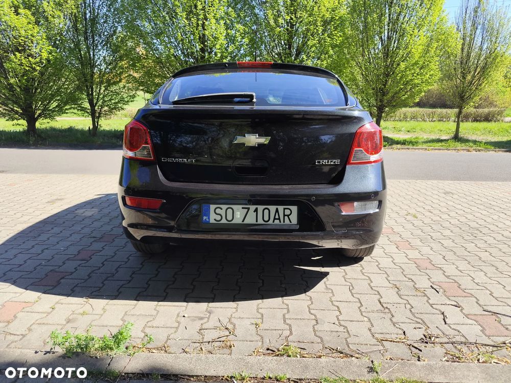 Chevrolet Cruze 1.8 LT - 11