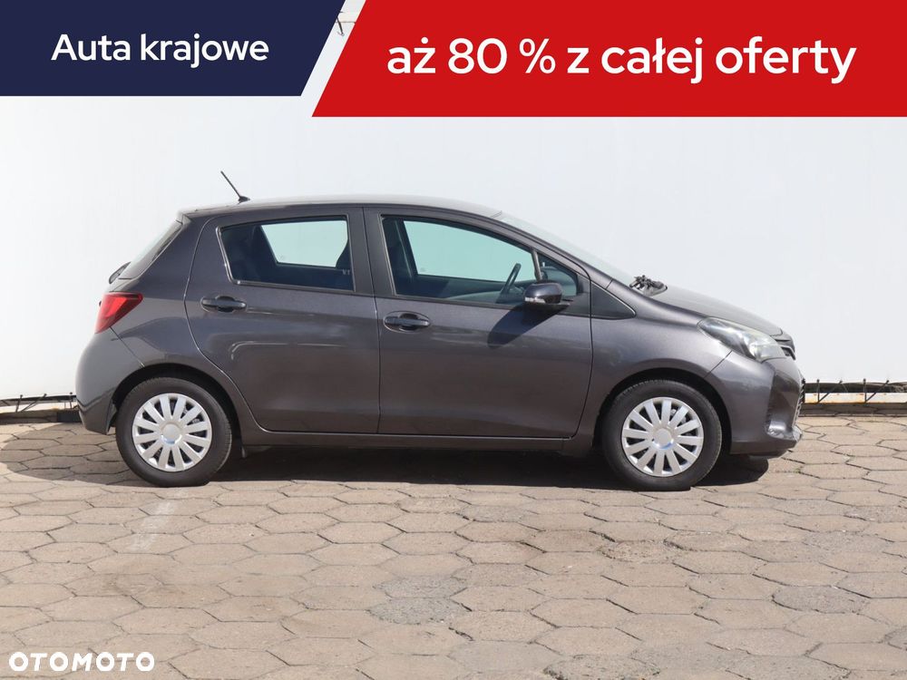 Toyota Yaris - 8