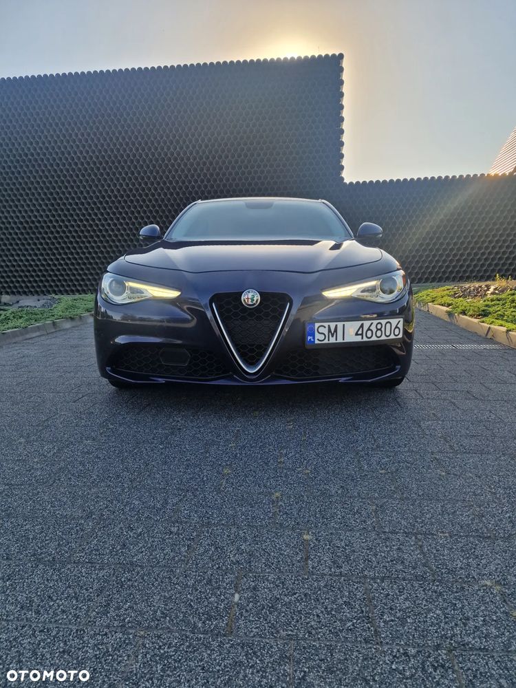 Alfa Romeo Giulia 2.0 Turbo 16V AT8-Q4 Veloce - 1