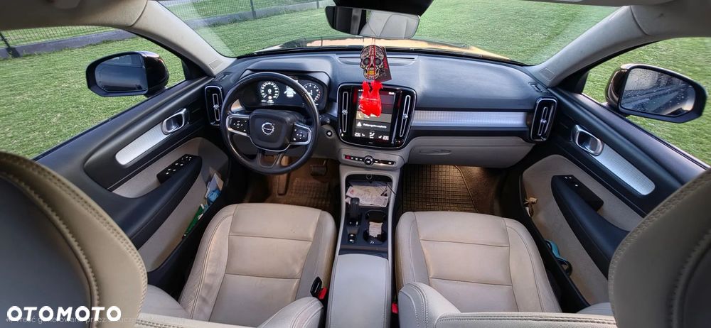 Volvo XC 40 T3 Inscription - 11