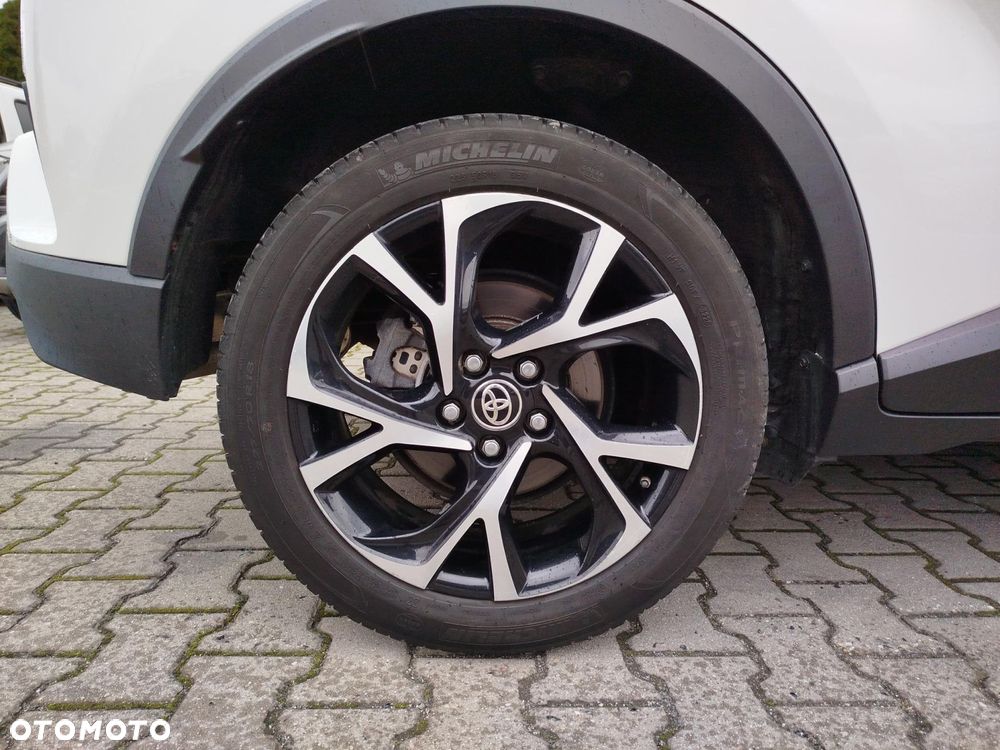 Toyota C-HR - 17