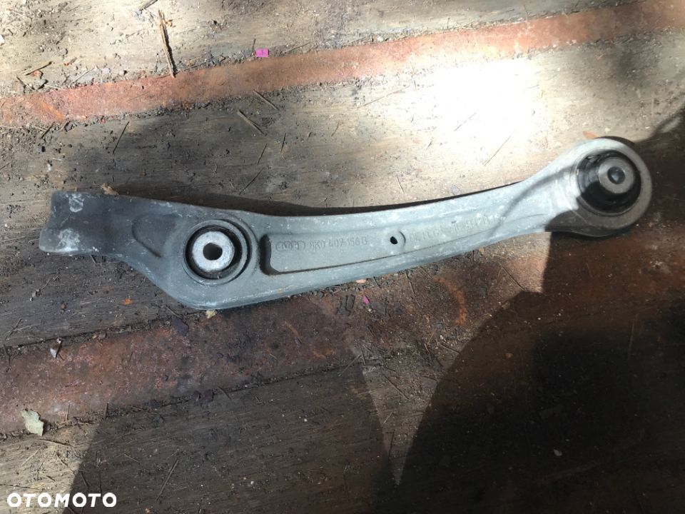 Wahacz przod prawy AUDI A4 B8 8K0407156B - 1