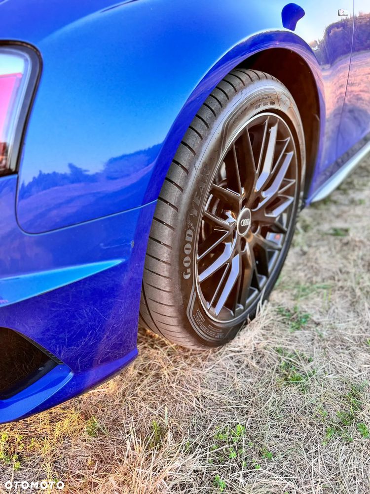 Audi A4 Limousine - 14