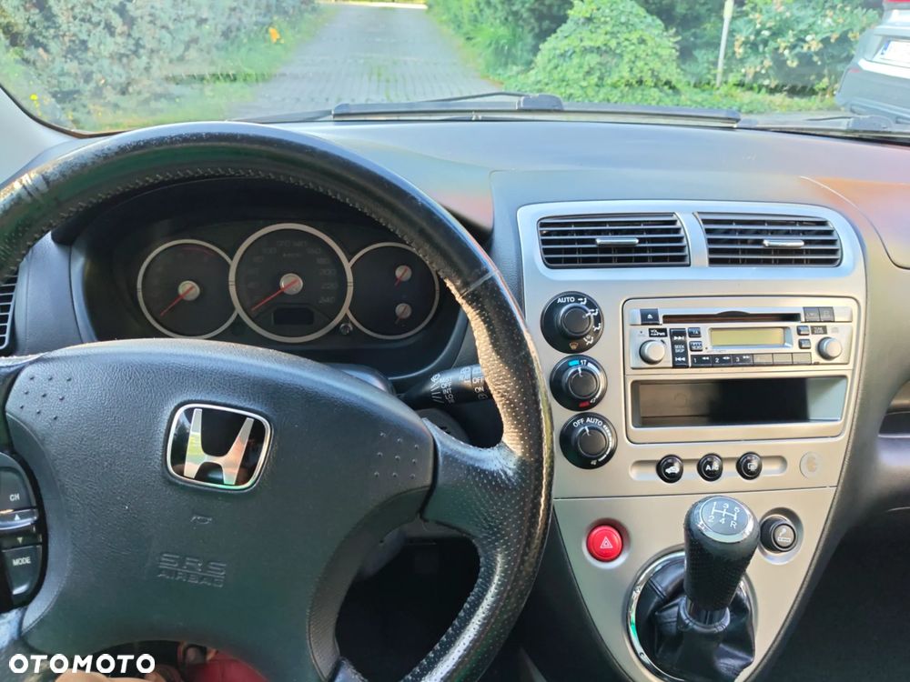 Honda Civic 1.6i ES - 9