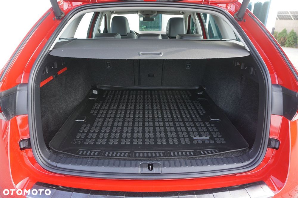 Skoda Octavia 2.0 TDI DSG 4x4 Scout - 27