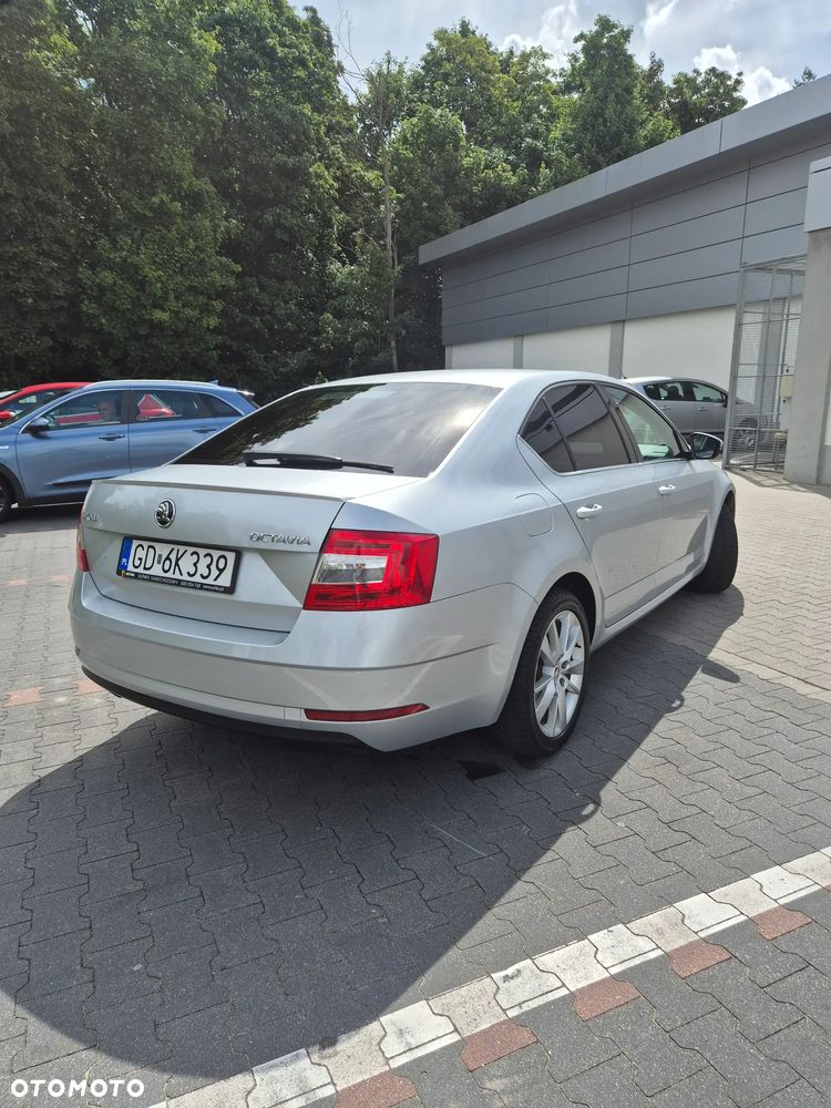 Skoda Octavia 2.0 TSI Style DSG - 6