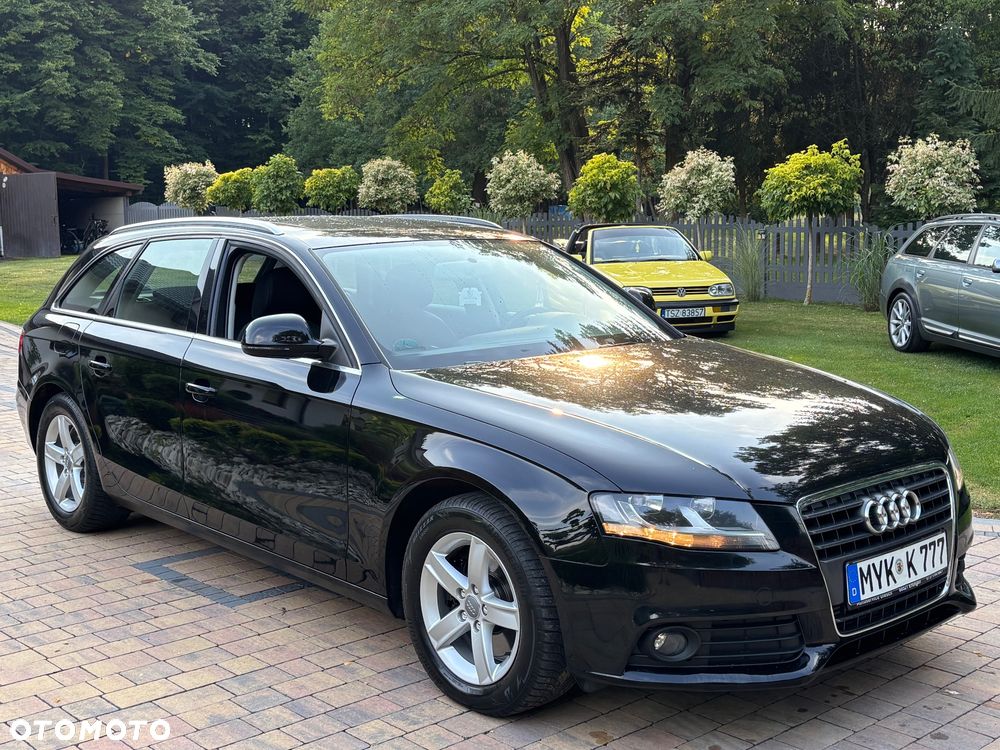 Audi A4 Avant - 11