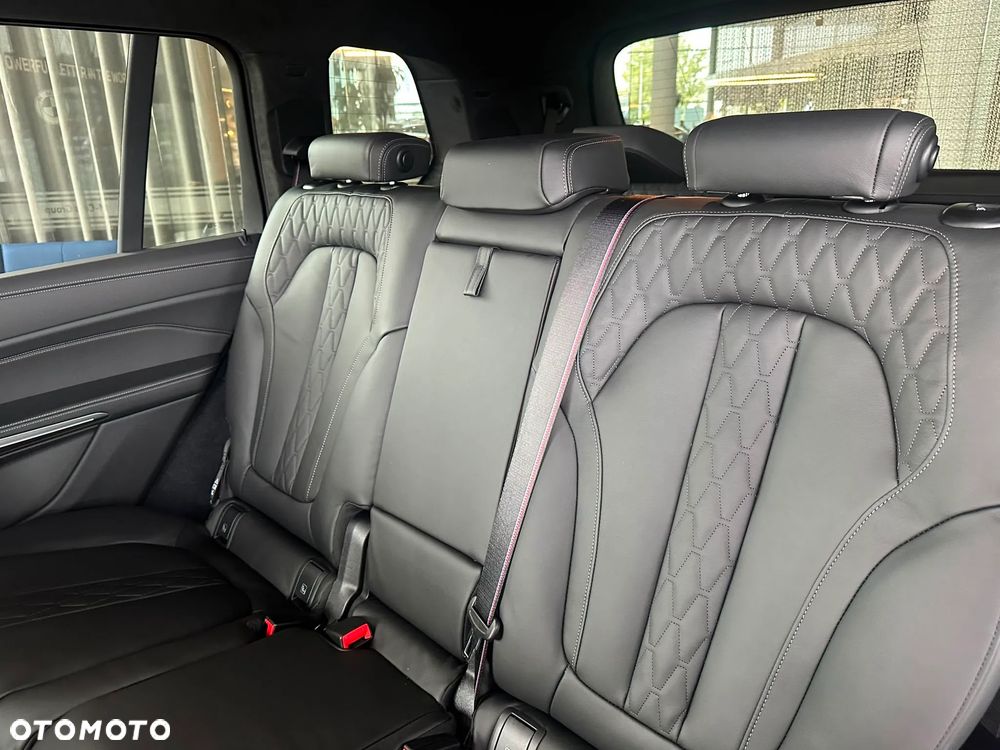 BMW X7 xDrive40i mHEV M Sport Edition sport - 27