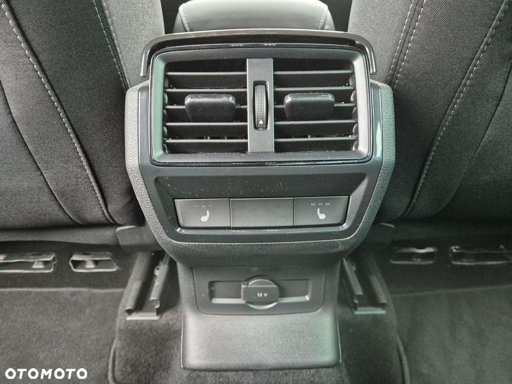 Skoda Karoq 1.5 TSI ACT Sportline DSG - 36