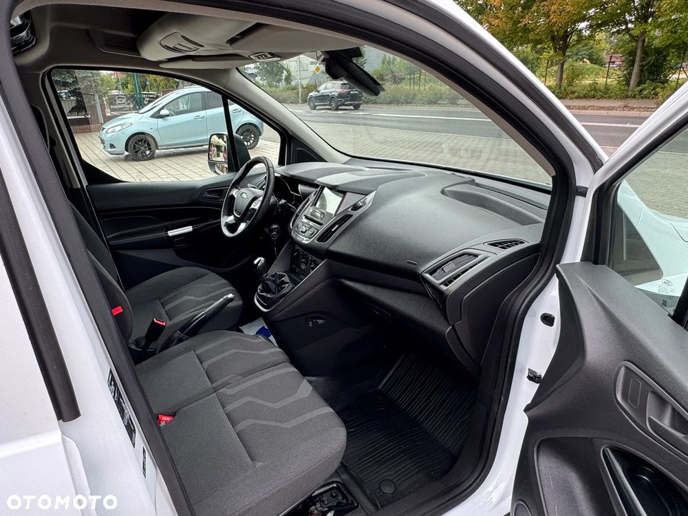 Ford Transit Connect - 35