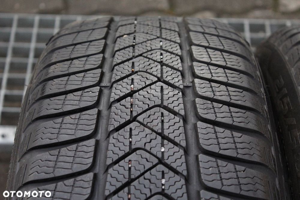 2x 215/50R18 PIRELLI SOTTOZERO 3 WINTER 92V 19r 6,5mm - 2