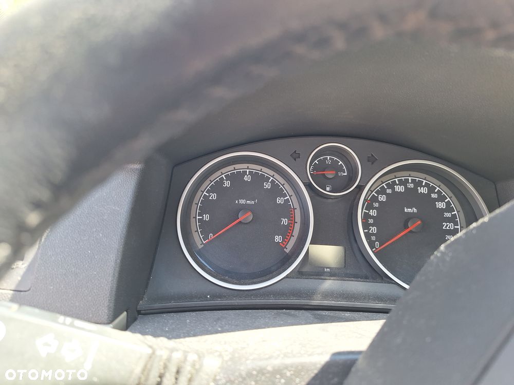 Opel Astra 1.6 - 6