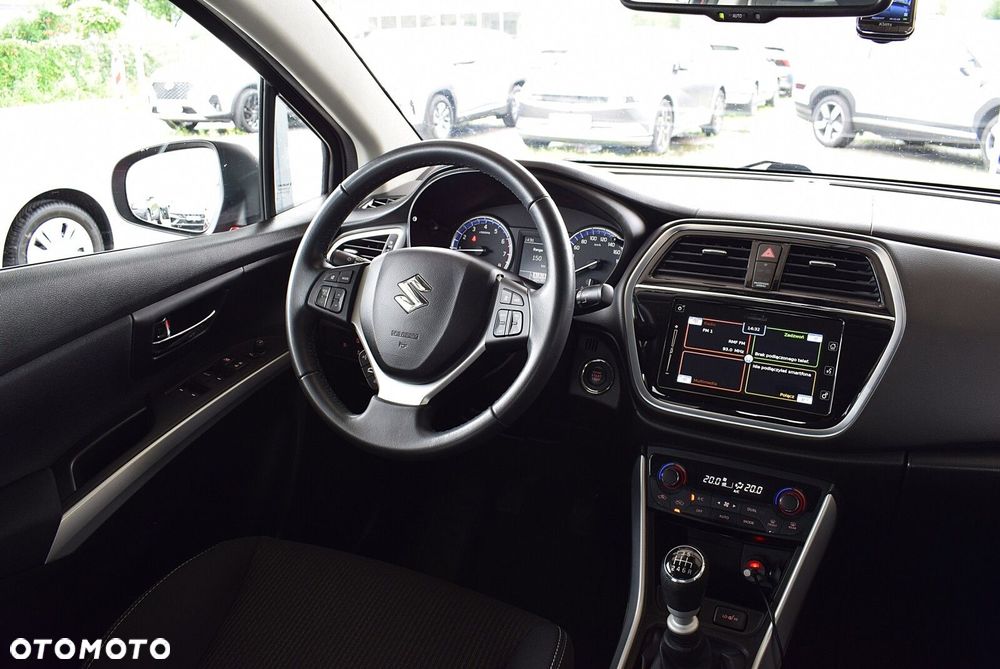 Suzuki SX4 S-Cross - 16