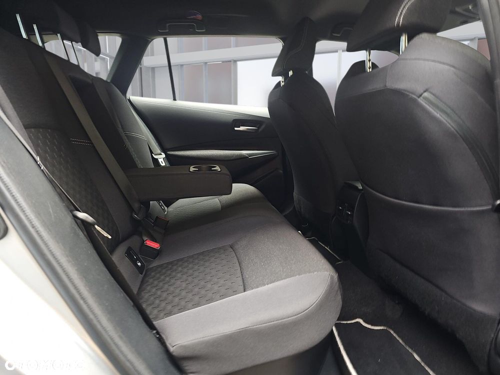 Toyota Corolla 1.8 Hybrid Comfort - 12