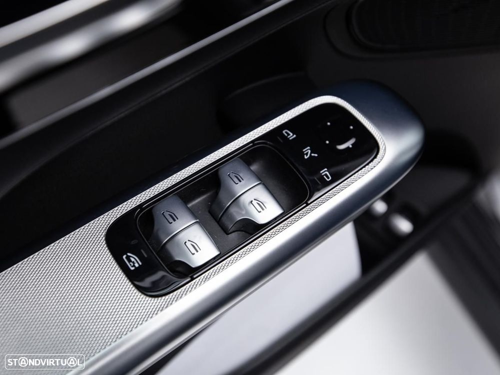 Mercedes-Benz GLC 300 e 4Matic - 16