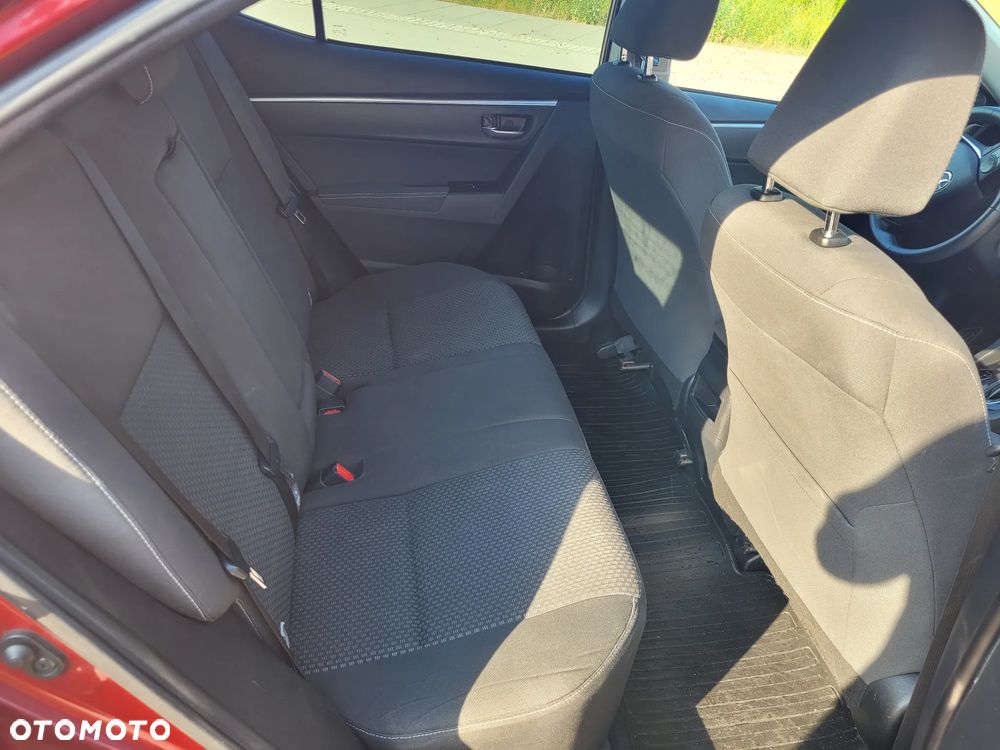 Toyota Corolla 1.6 Prestige MS EU6 - 10