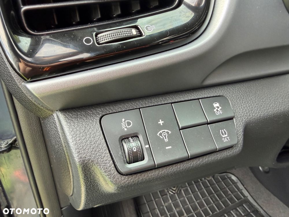 Kia Stonic - 24