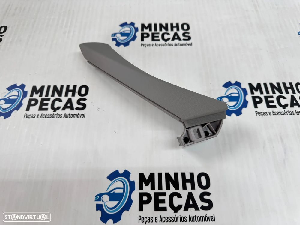 Puxador Direito BMW Série 3 (E90/E91/E92/E93) Cinza