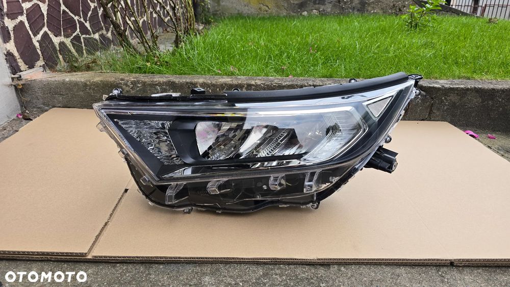 Toyota Rav4 V 19- Lampa Przednia Lewa FULL LED Oryginał EU - 1